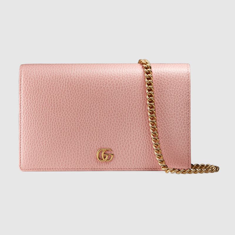 精选7款夏日嫩粉色迷你手袋,瞬间提升约会好感度!